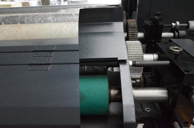 เครื่องพิมพ์เฟล็กโซกราฟีชนิดน้ำที่มีการหมุนของอากาศเพลา 2.38 MM
